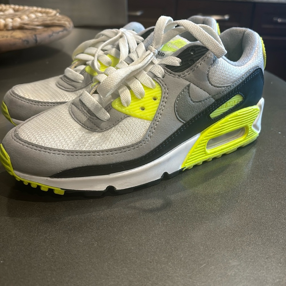 Women’s Nike Air Max